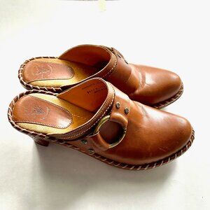 Frye Charlotte Ring 70770 Brown Leather Heeled Mule Clogs Women's Size 7 1/2 M